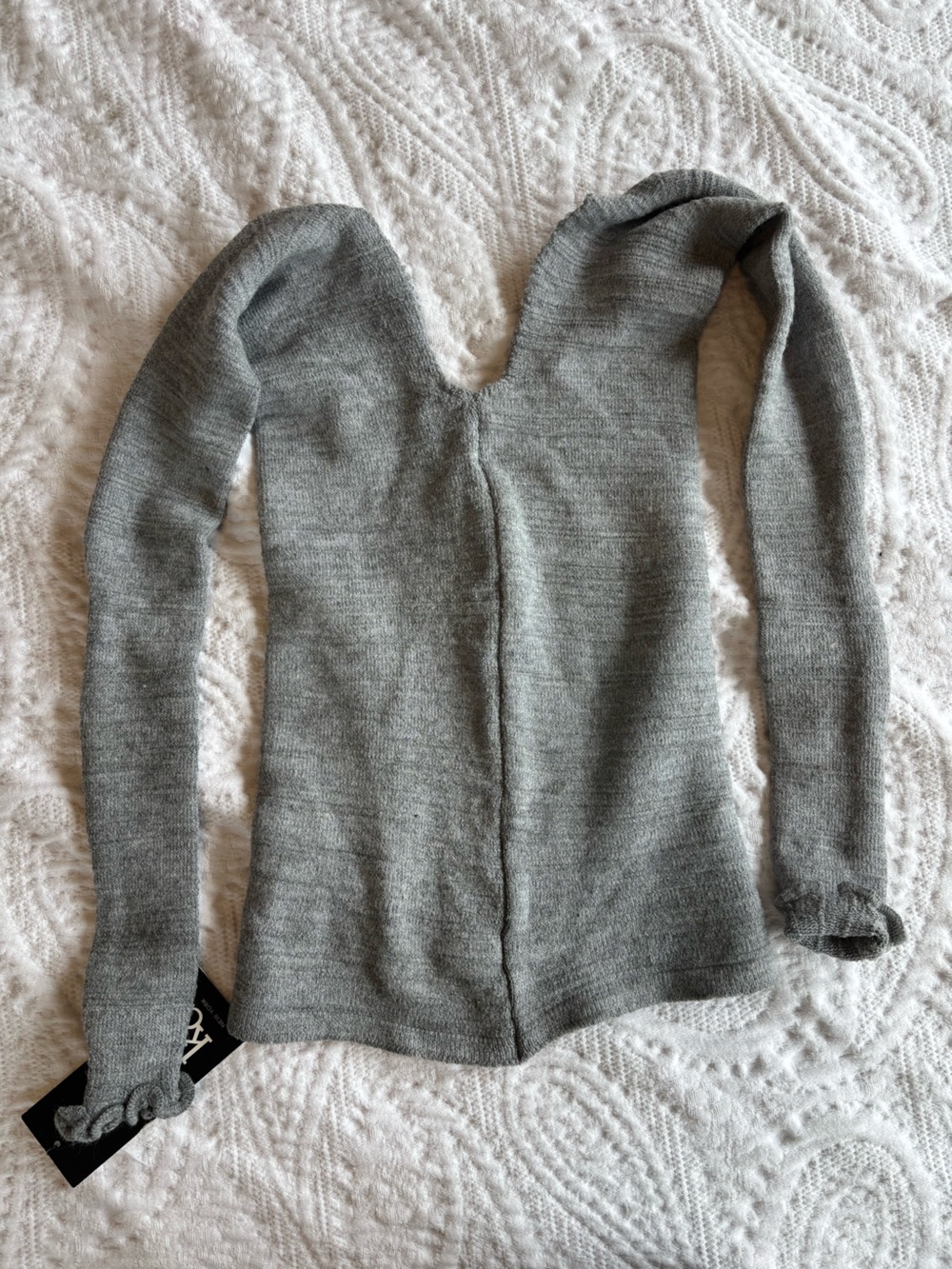 HEATHER GREY KD New York NWT Off Shoulder Balletcore Long Sleeve Top - Picture 3 of 6
